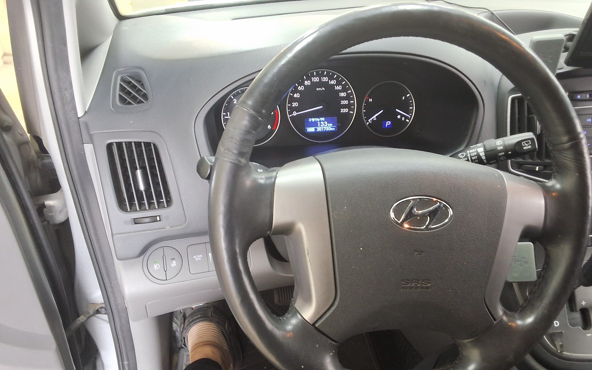 2021 - hyundai grand starex