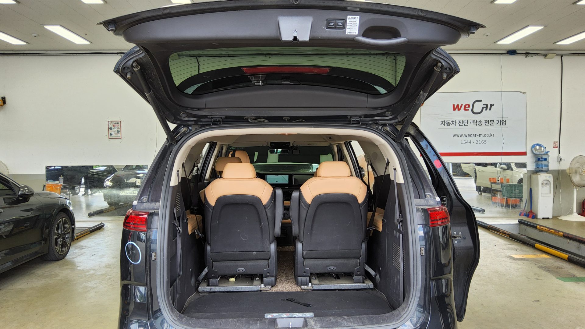 2022 - kia carnival