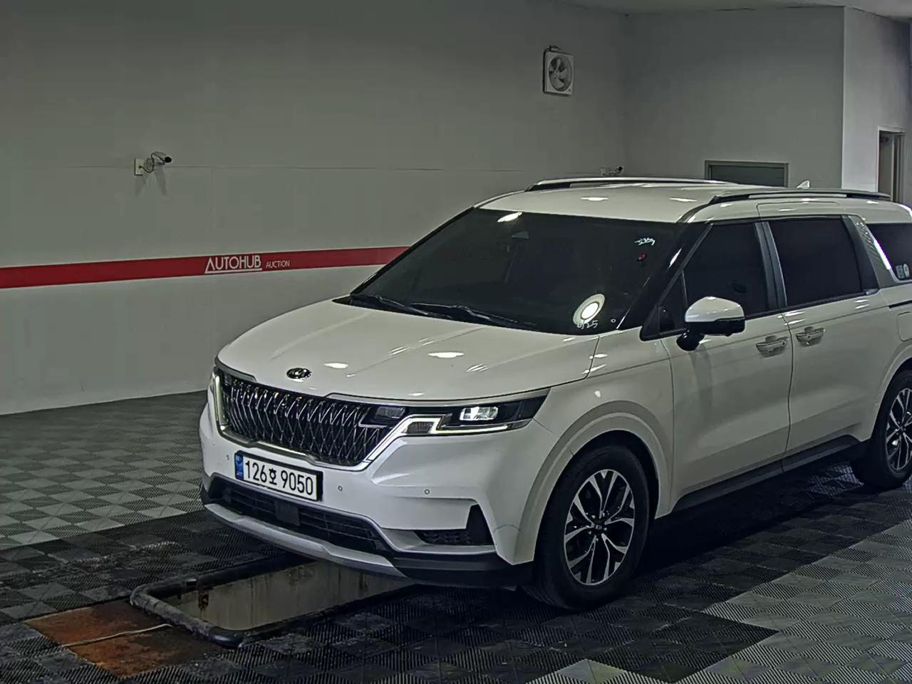 2021 - kia carnival