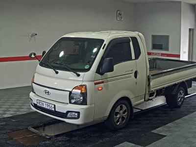 HYUNDAI PORTER II SUPER CAB EXTRA WHEELBASE
