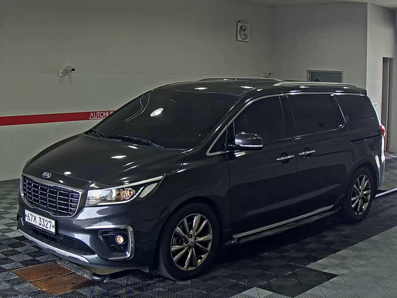 2019 - kia carnival