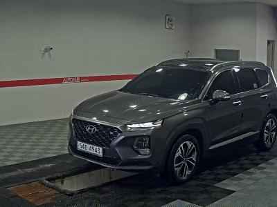 HYUNDAI SANTA FE ()