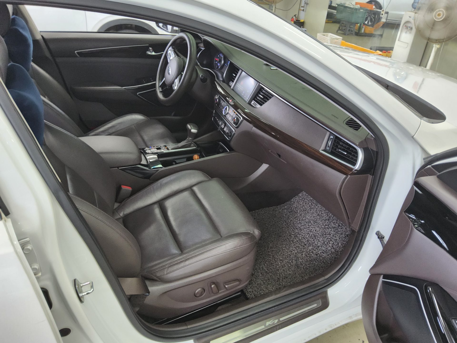2018 - kia k7