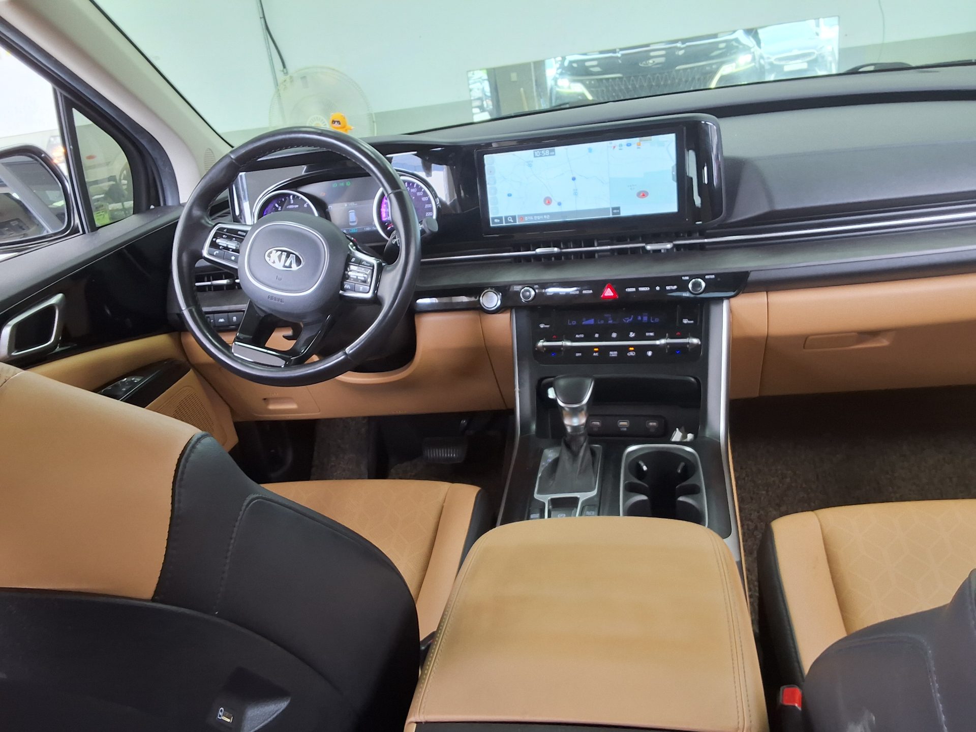 2021 - kia carnival