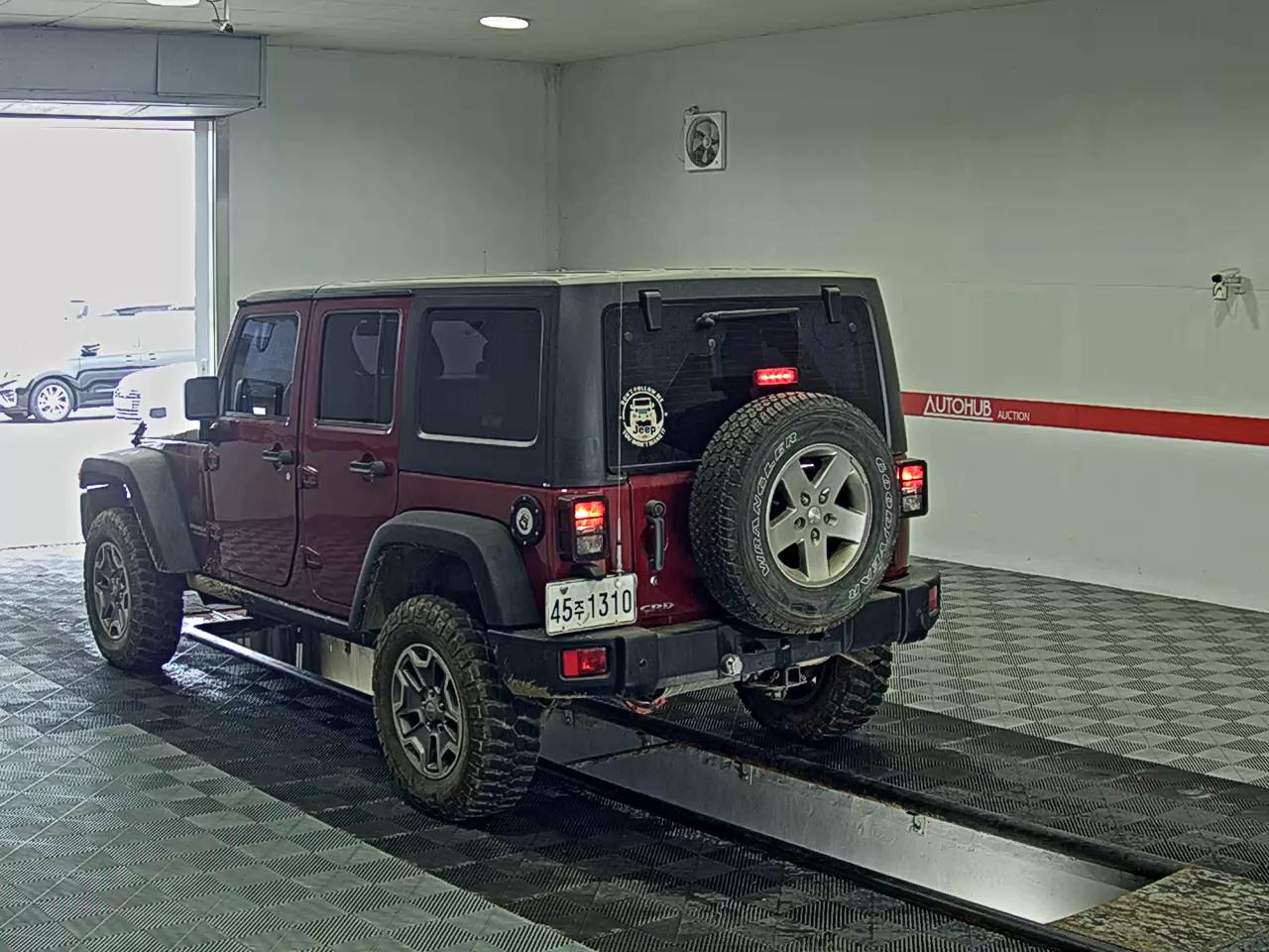 2012 - jeep wrangler