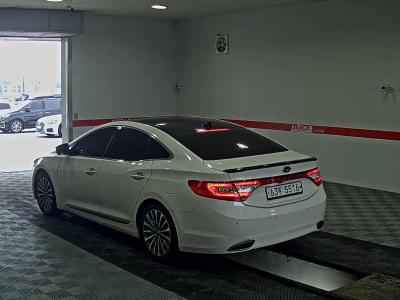هيونداي جرانديور Hg Hg 300 إكسكلوسيف 2013 إكسكلوسيف