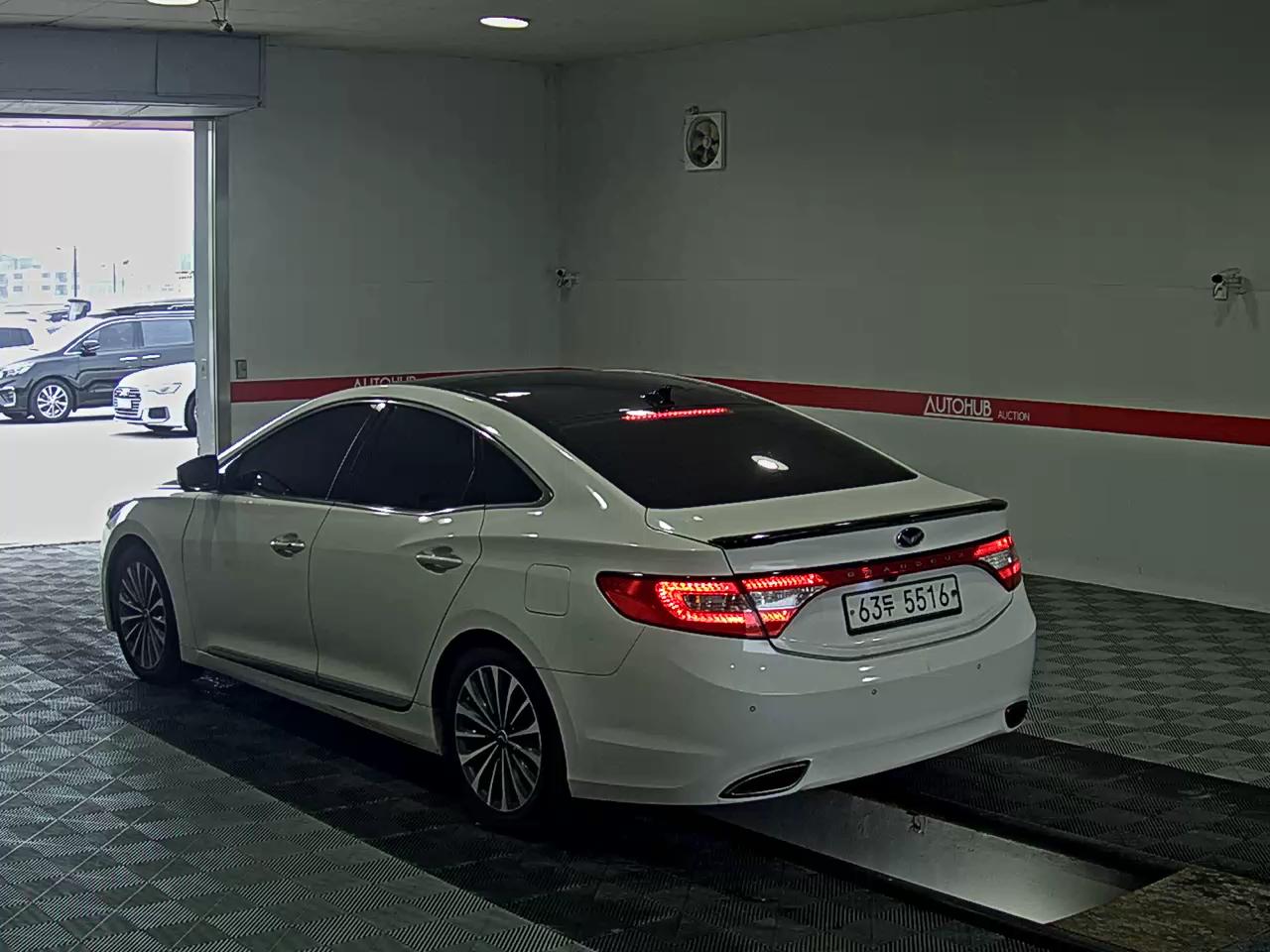 2013 - hyundai grandeur