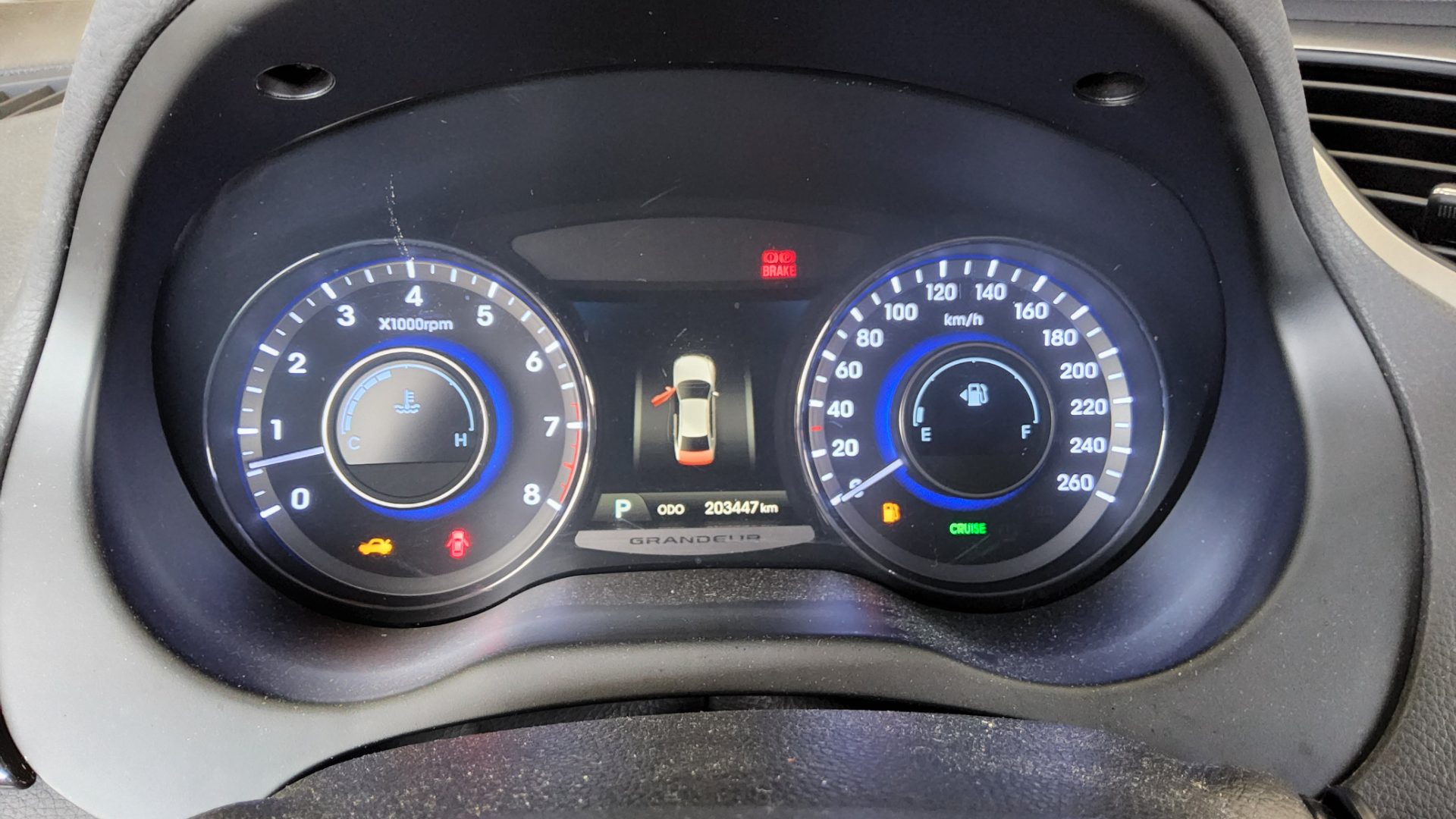 2013 - hyundai grandeur