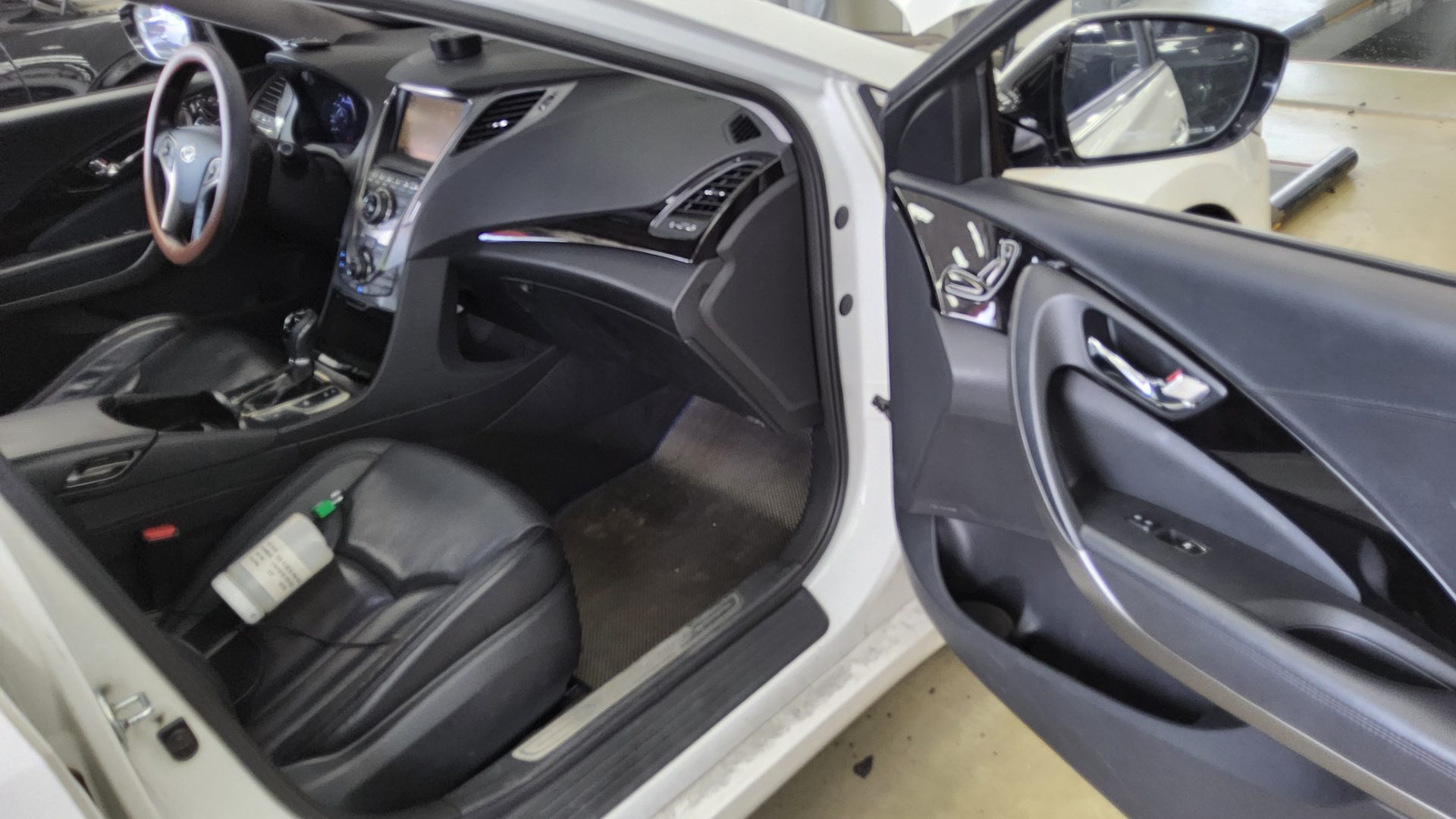 2013 - hyundai grandeur