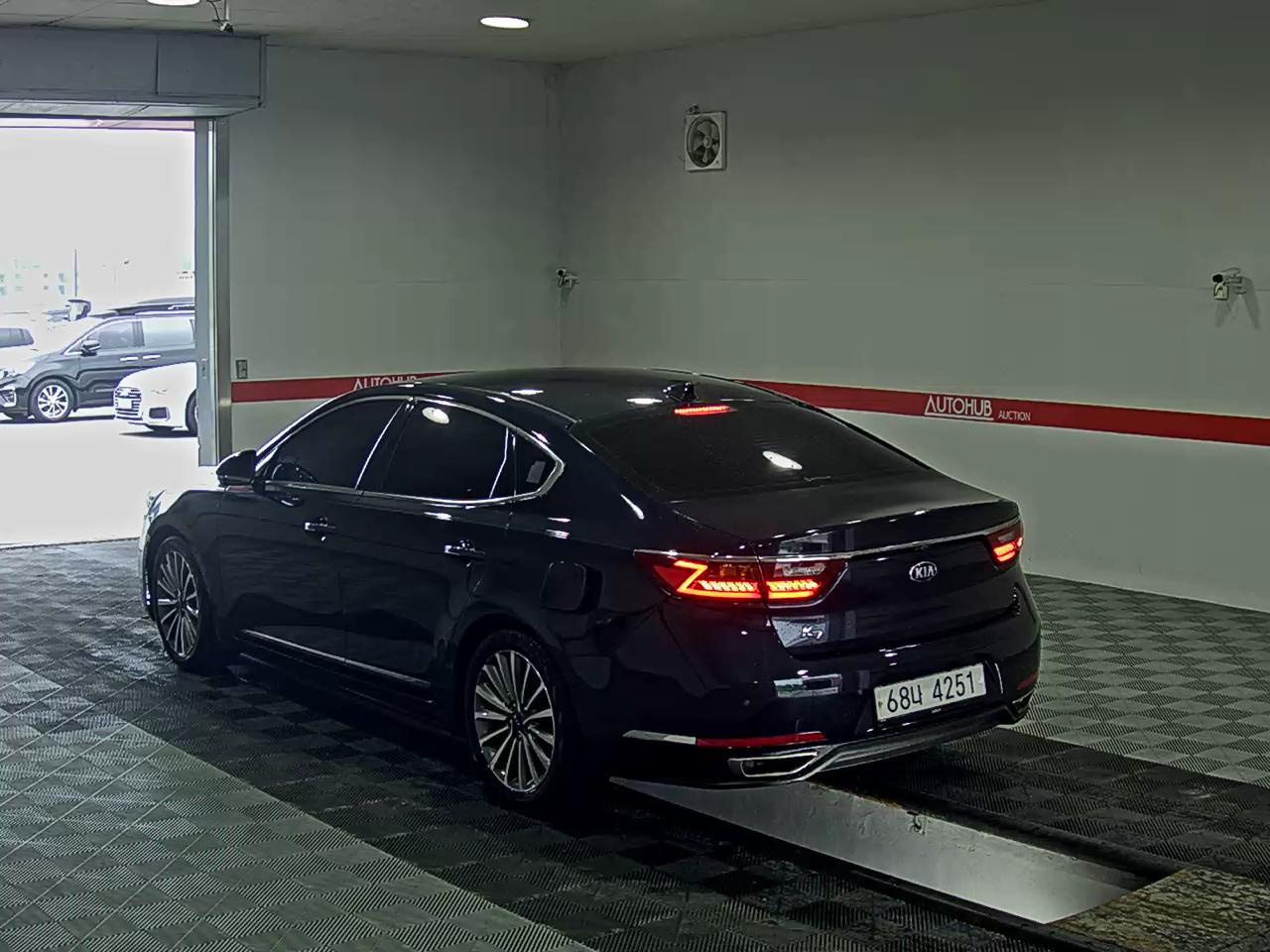 2019 - kia k7