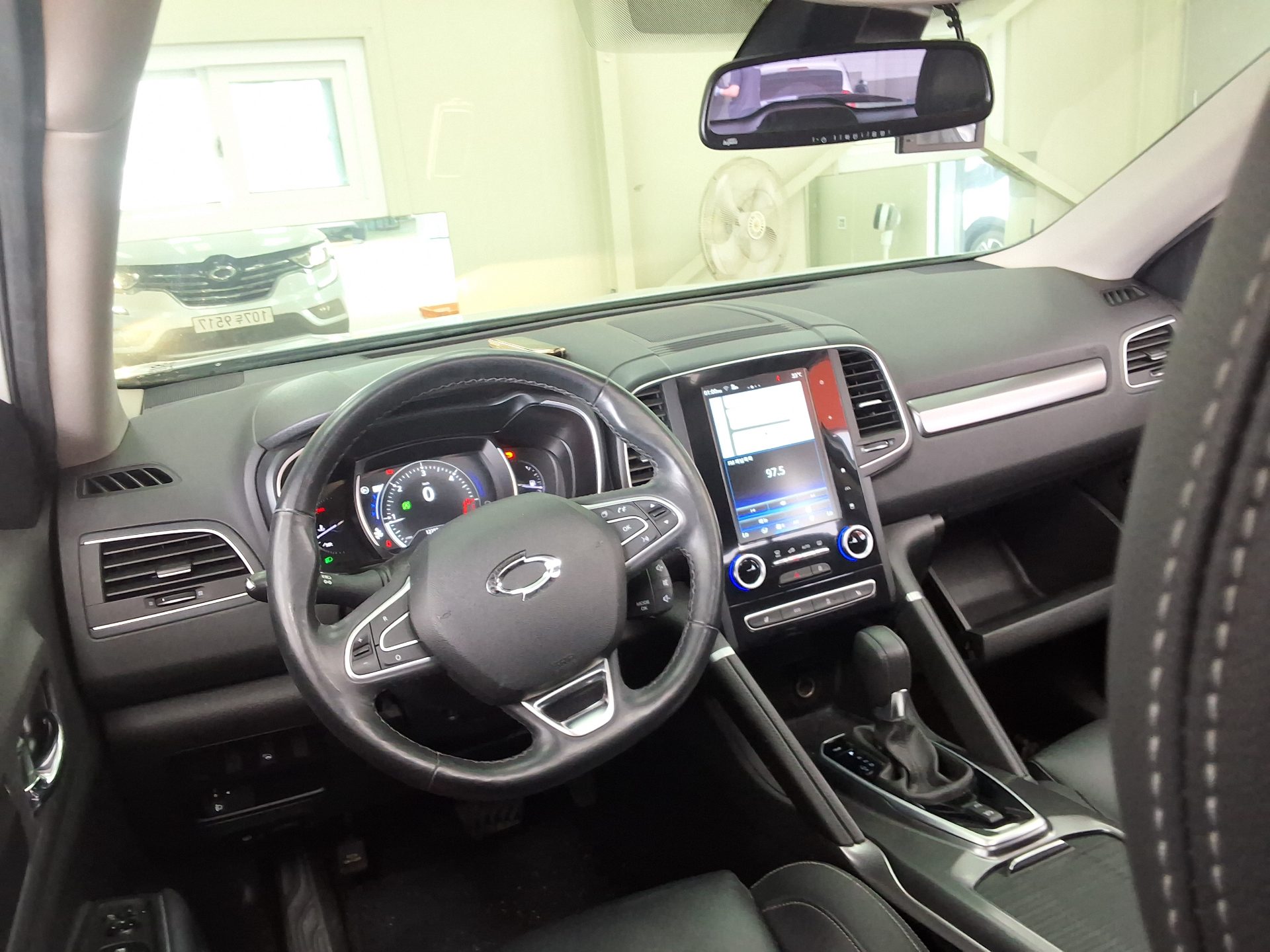 2017 - renault qm6