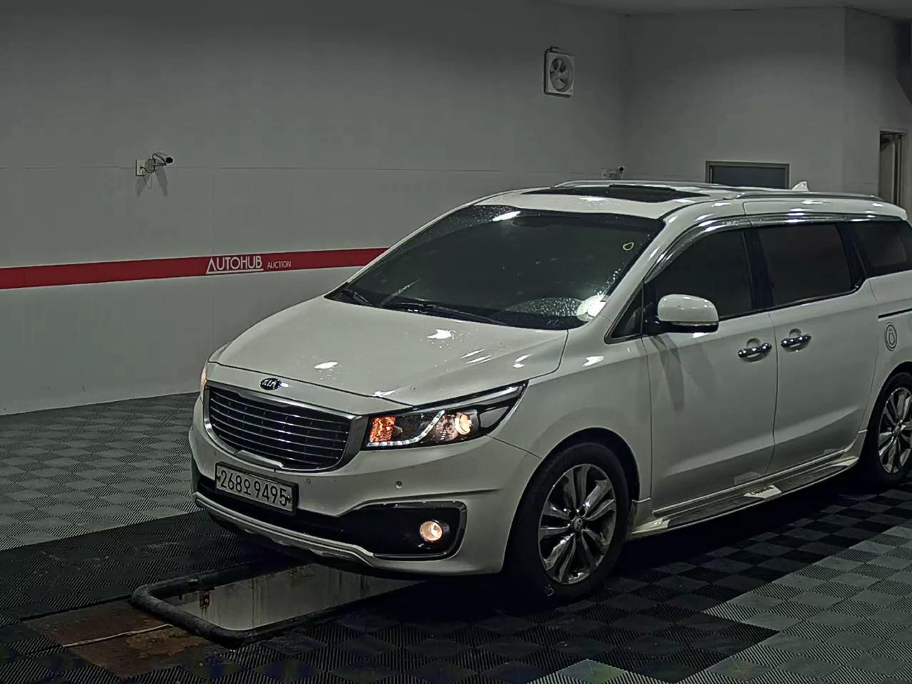 2018 - kia carnival