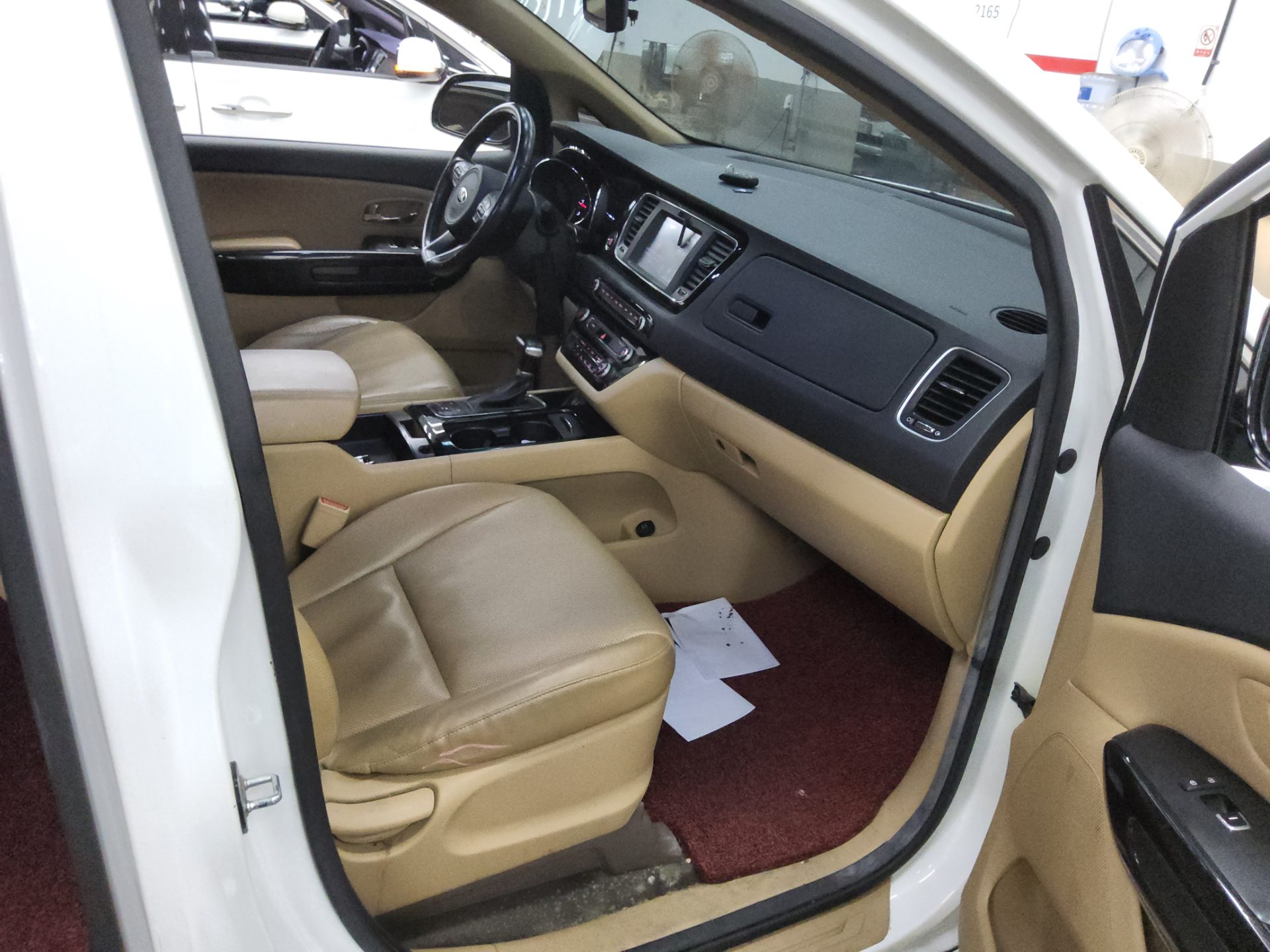 2018 - kia carnival