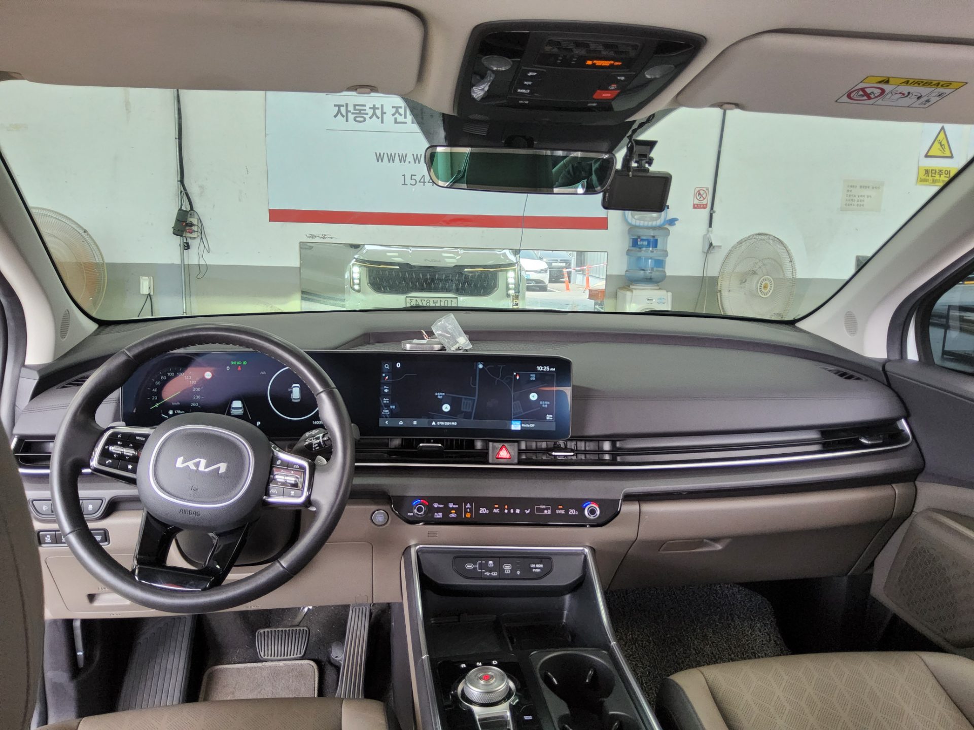 2024 - kia carnival