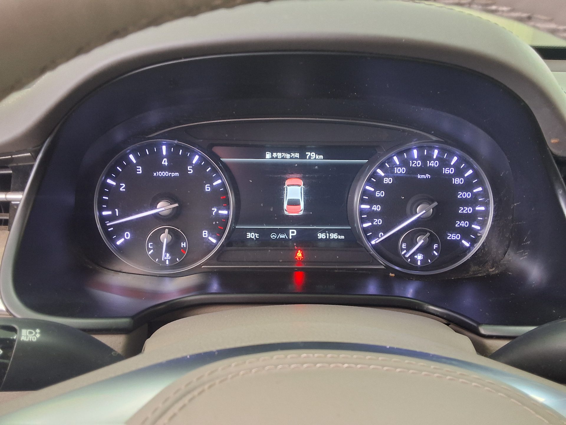 2022 - kia k9