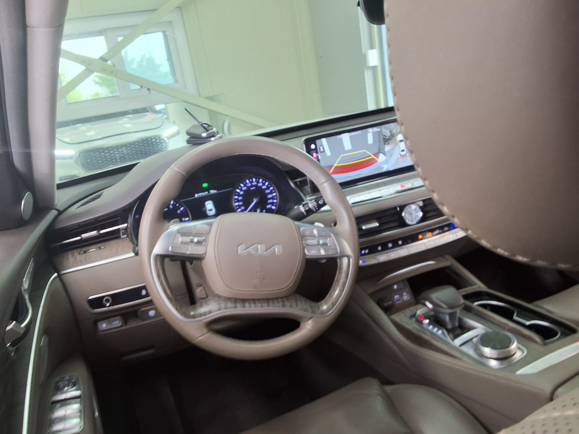 2022 - kia k9