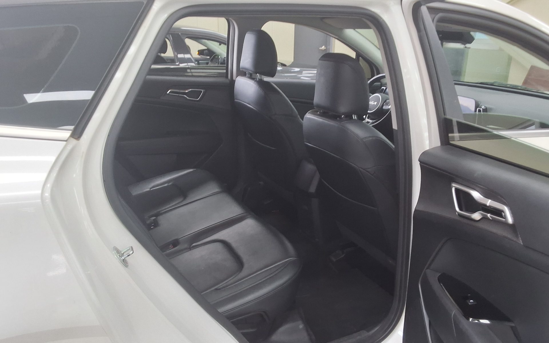 2022 - kia sportage