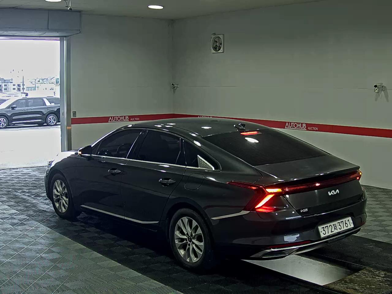 2023 - kia k8