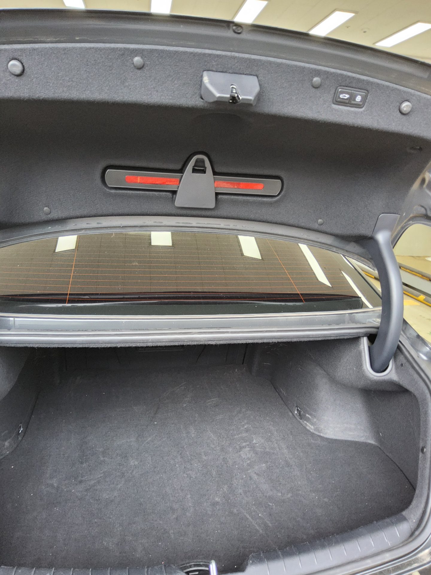2023 - kia k8