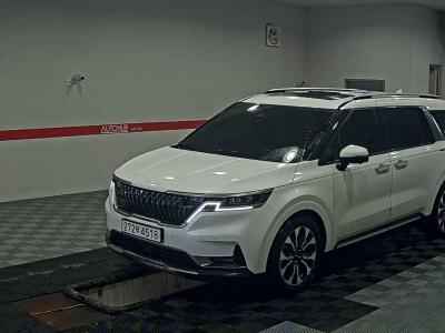 KIA CARNIVAL (KA4)