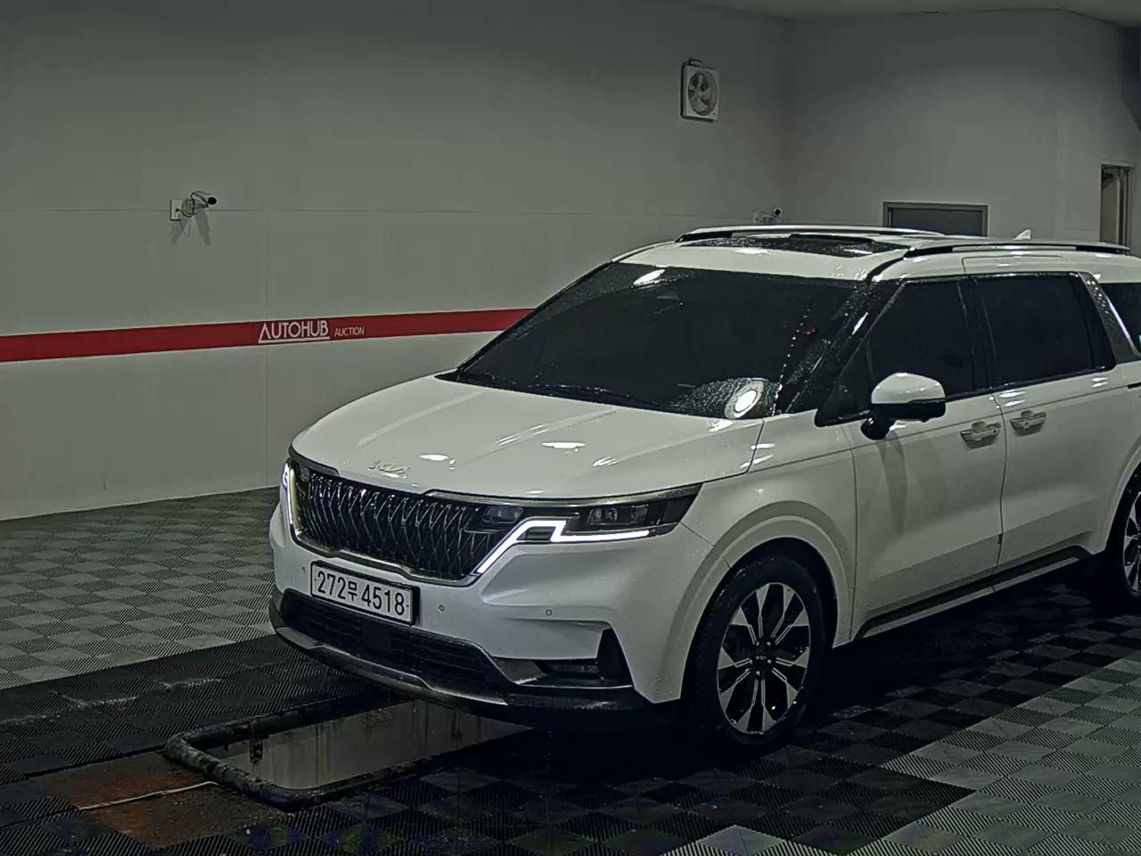2022 - kia carnival
