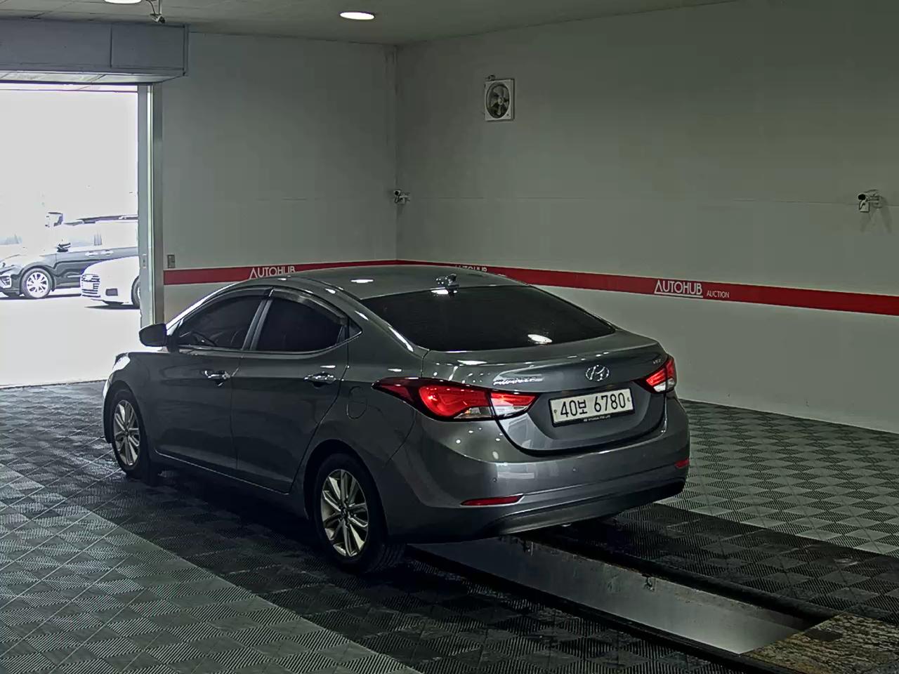 2016 - hyundai avante