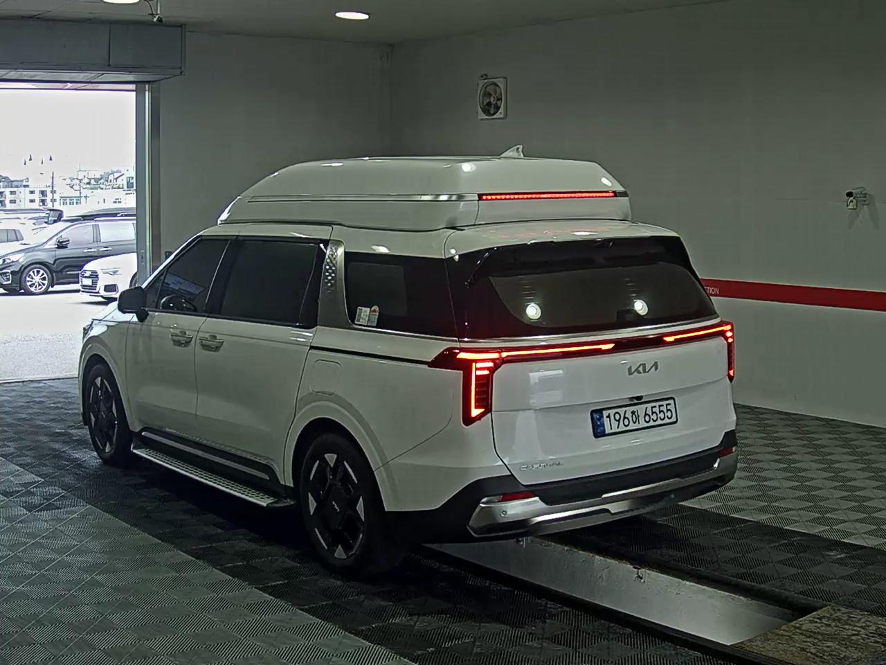 2024 - kia carnival