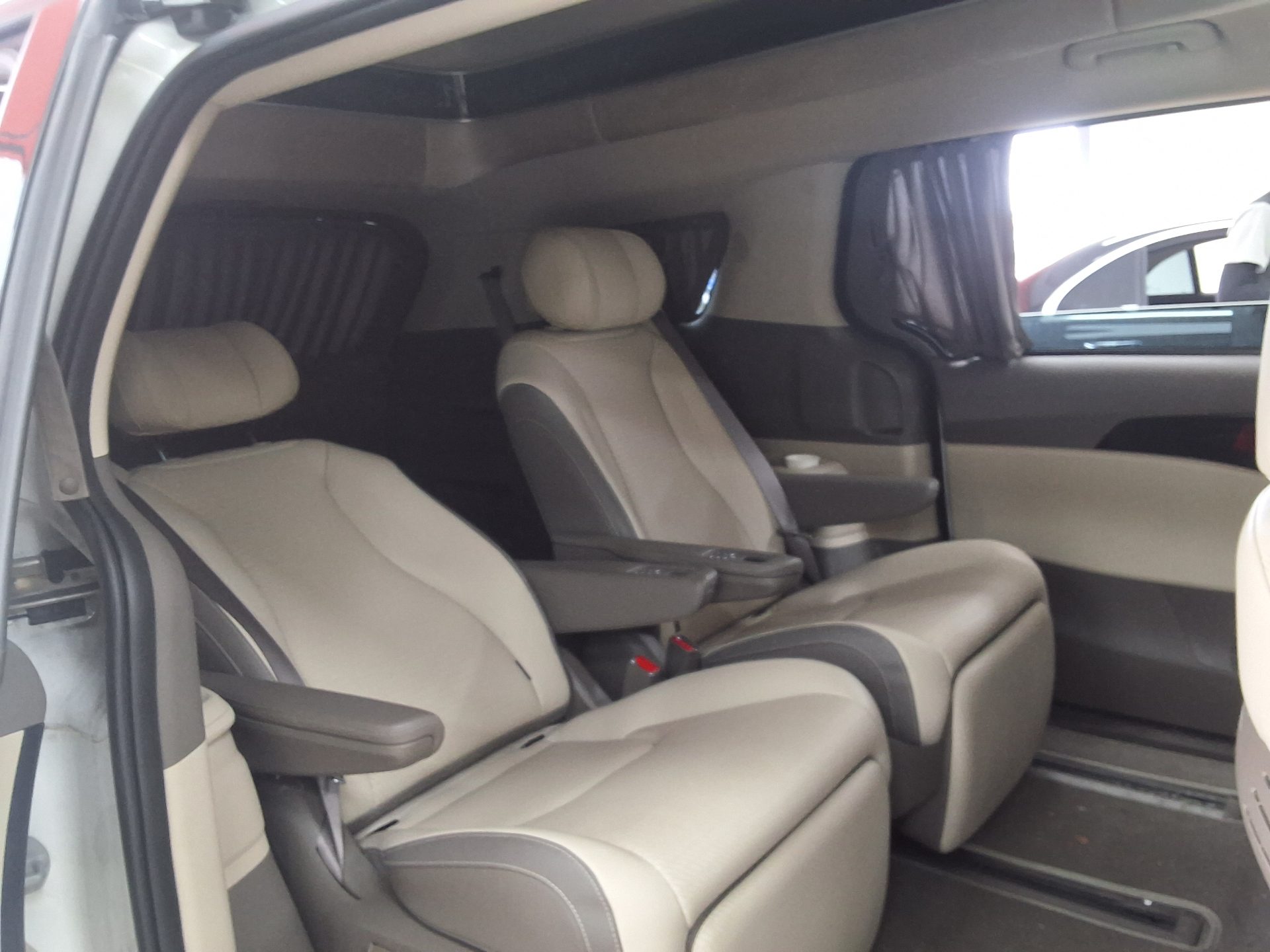 2024 - kia carnival