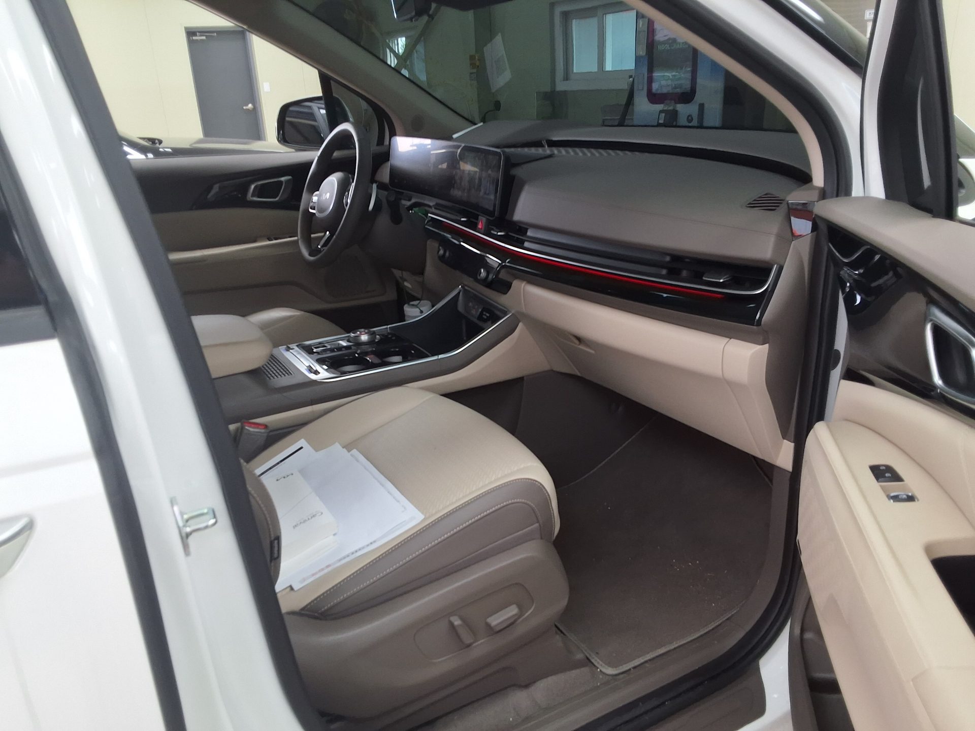 2024 - kia carnival