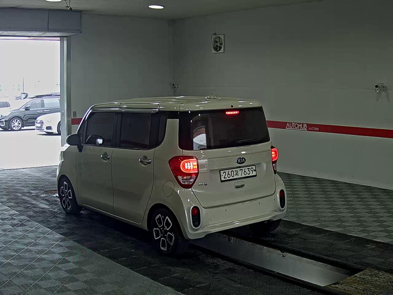 2021 - kia ray