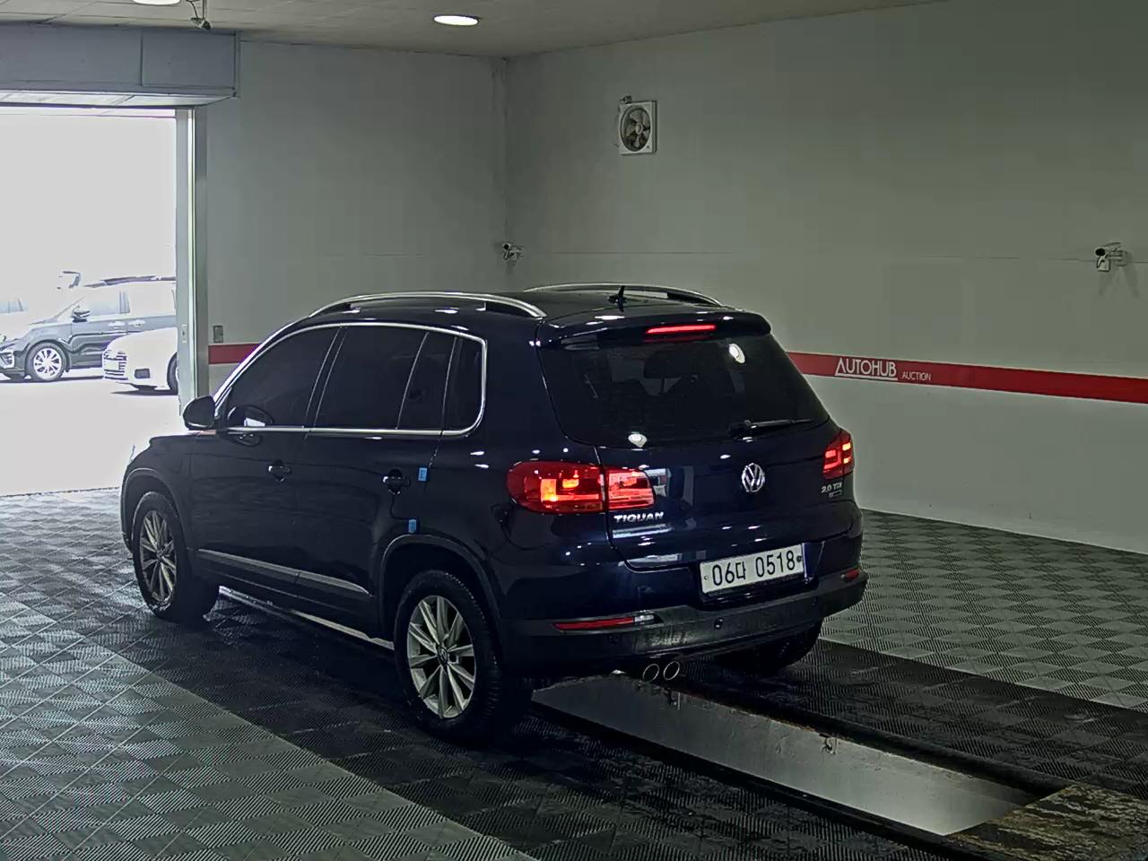 2016 - volkswagen tiguan