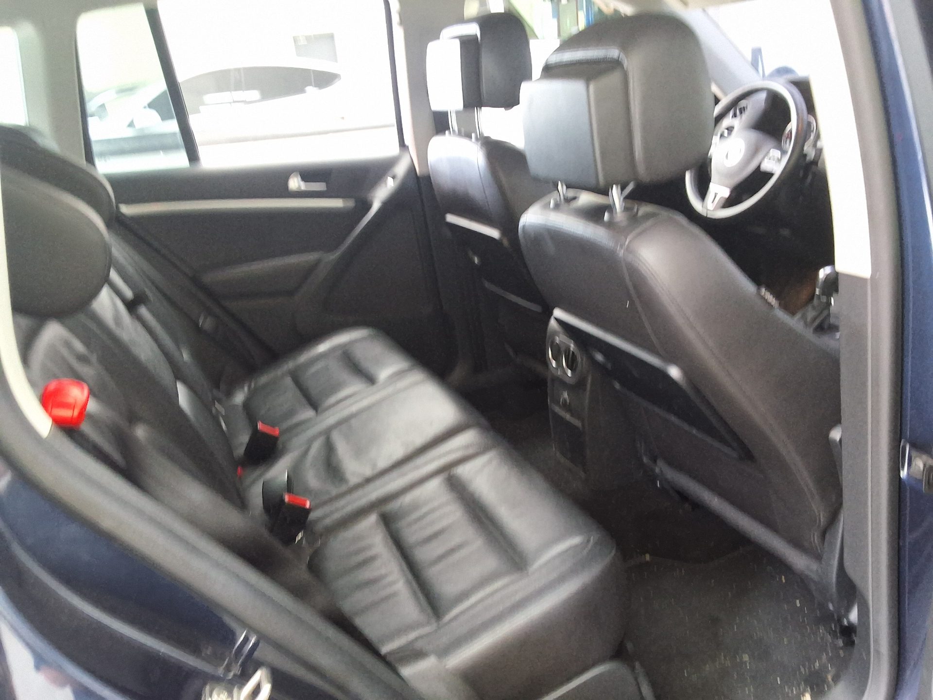 2016 - volkswagen tiguan