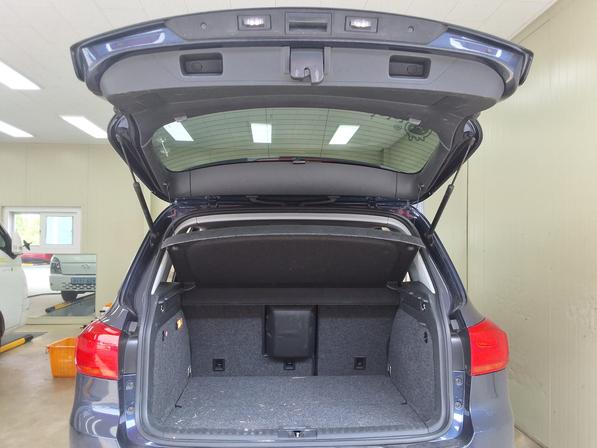 2016 - volkswagen tiguan