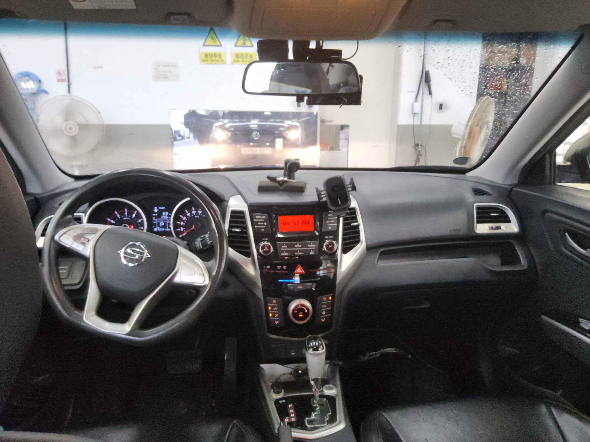 2015 - ssangyong tivoli