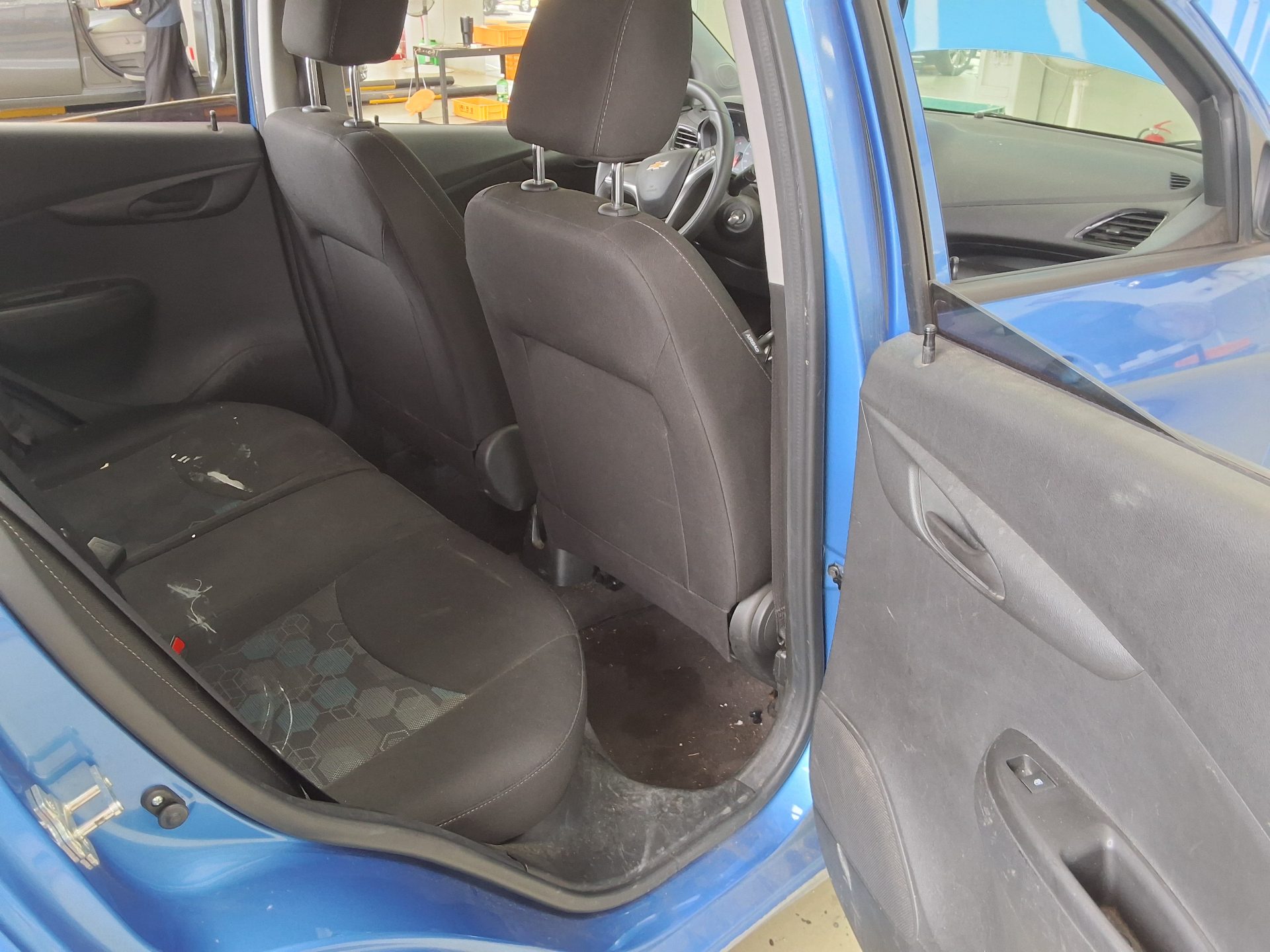 2017 - chevrolet spark