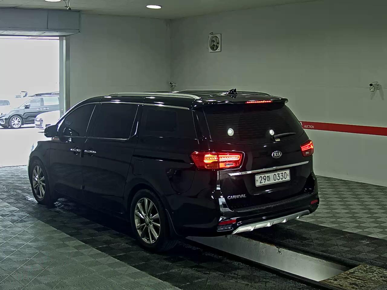 2019 - kia carnival