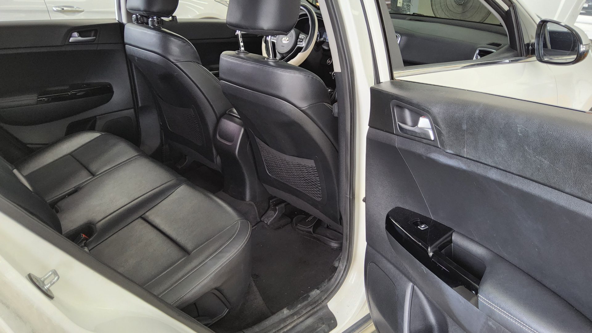 2016 - kia sportage