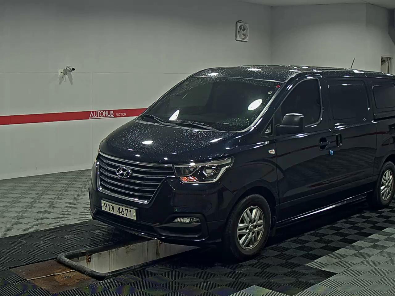 2021 - hyundai grand starex