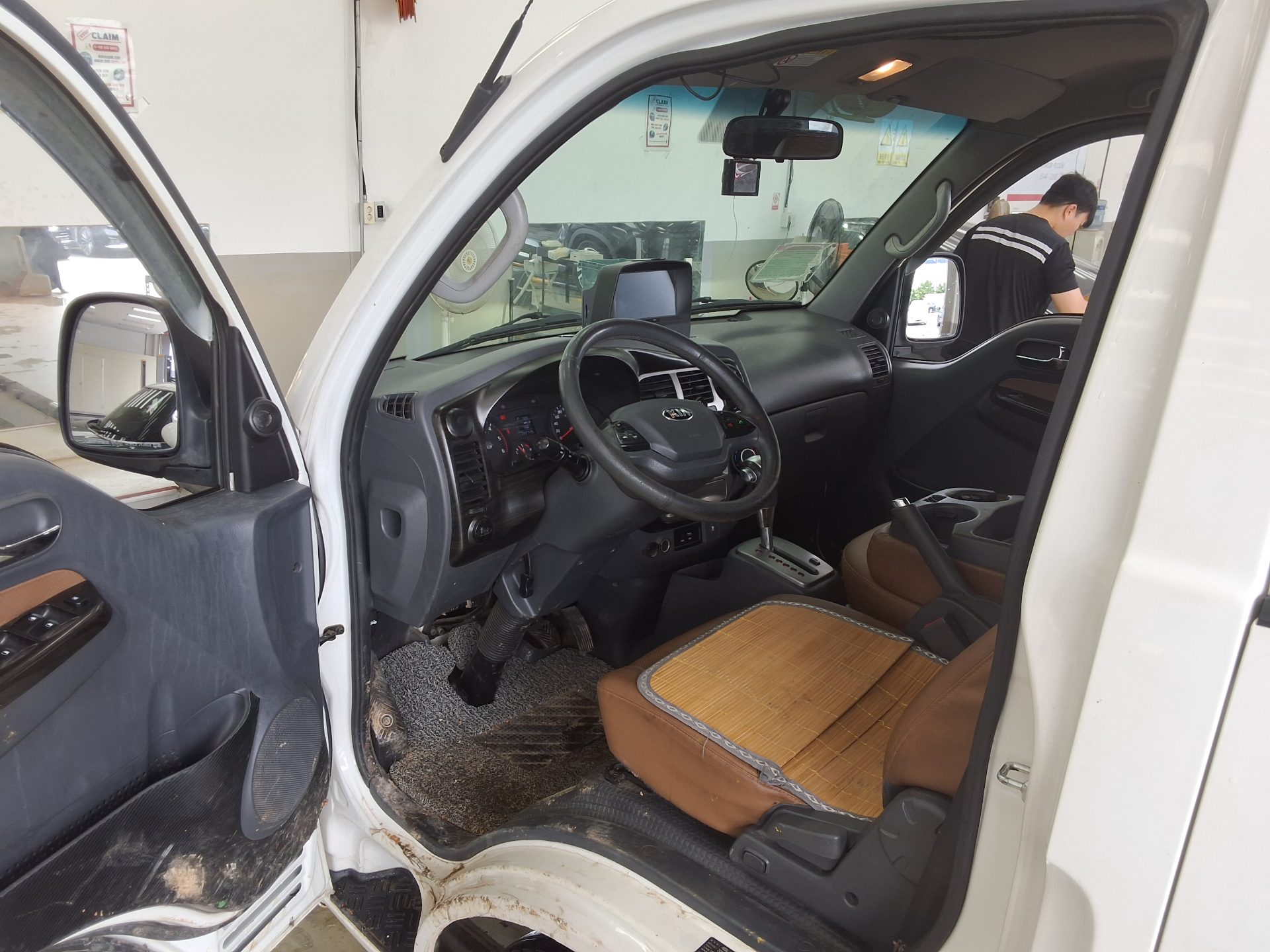 2019 - kia bongo