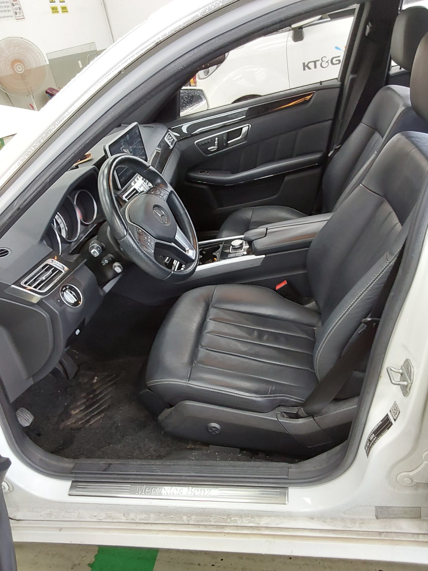 2014 - mercedes-benz e220