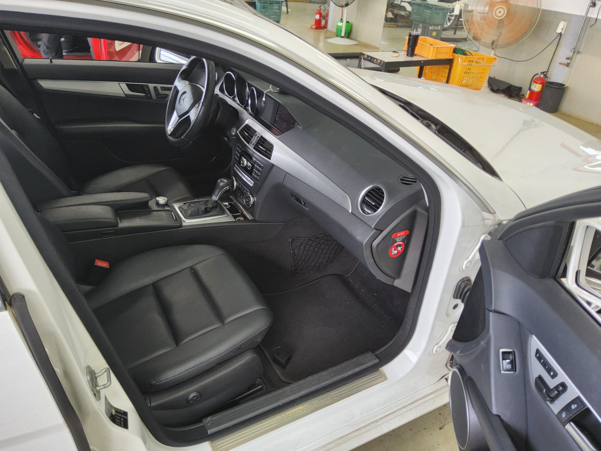 2013 - mercedes-benz c220