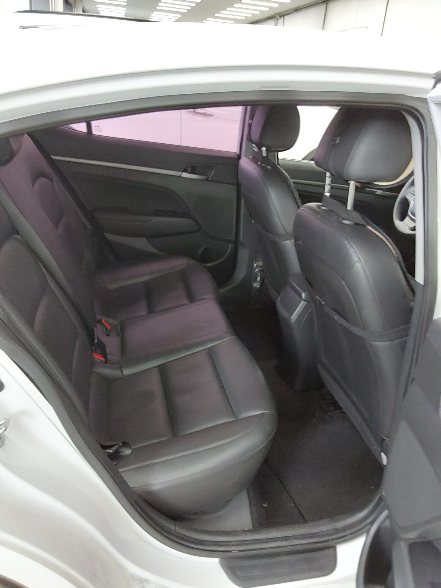 2017 - hyundai avante