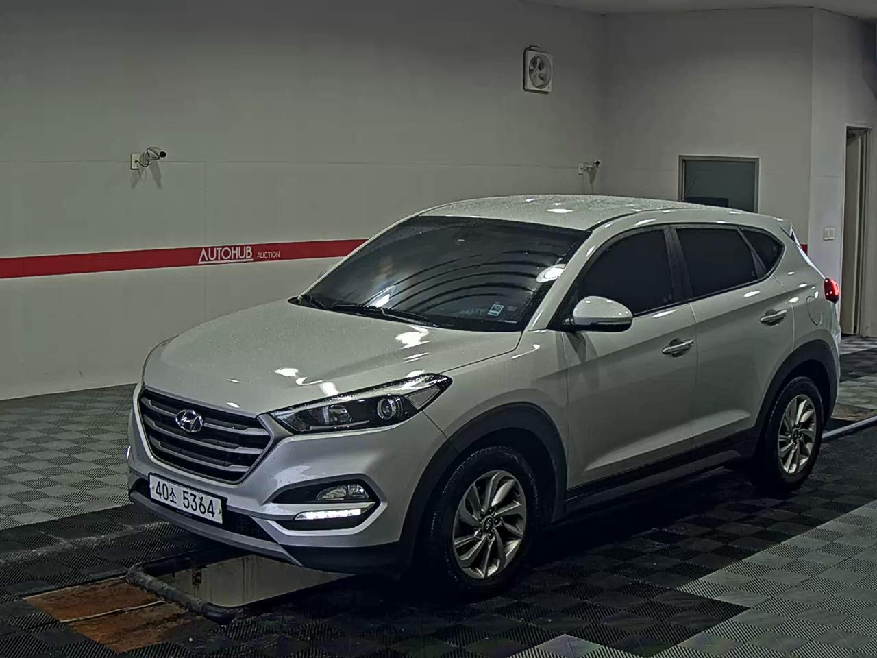 2016 - hyundai tucson