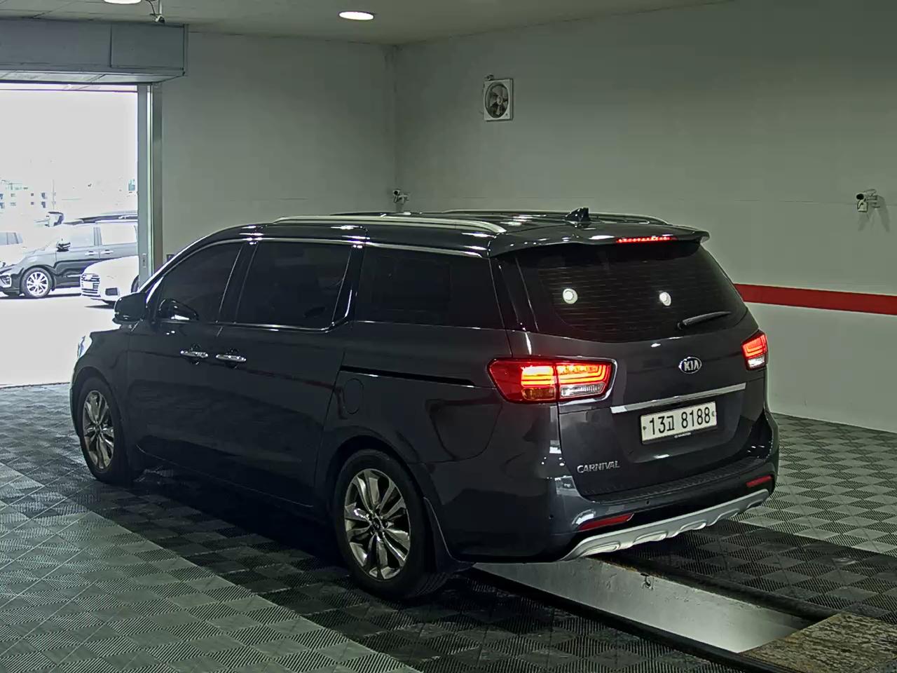 2015 - kia carnival