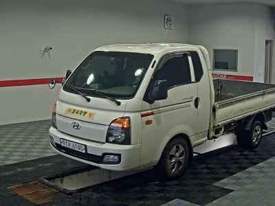 HYUNDAI PORTER II SUPER CAB EXTRA WHEELBASE