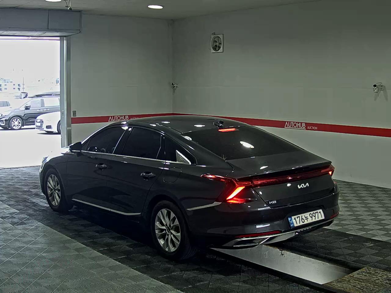 2022 - kia k8