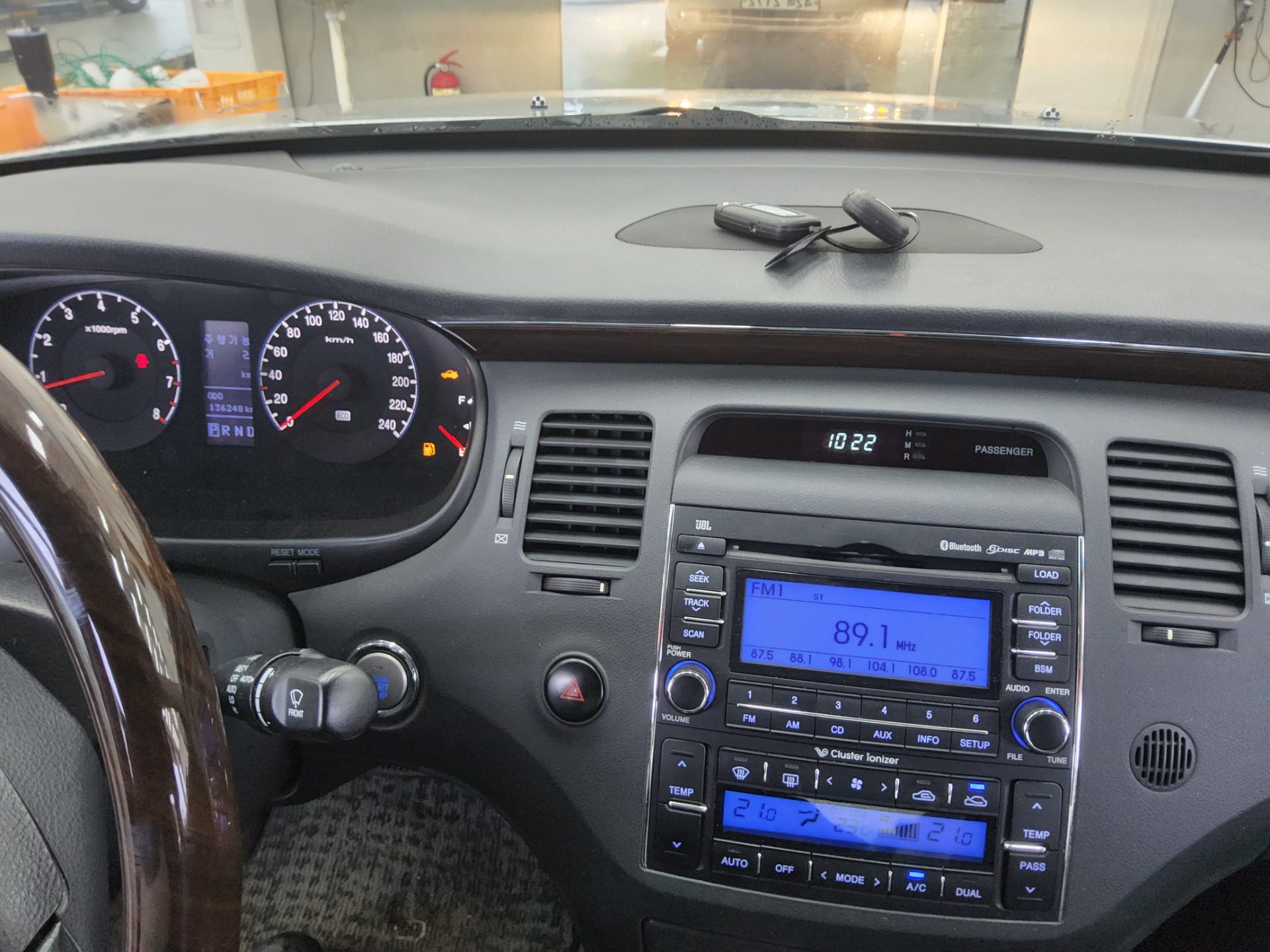 2010 - hyundai grandeur