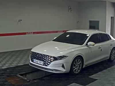 HYUNDAI GRANDEUR HEV CALLRAPHY