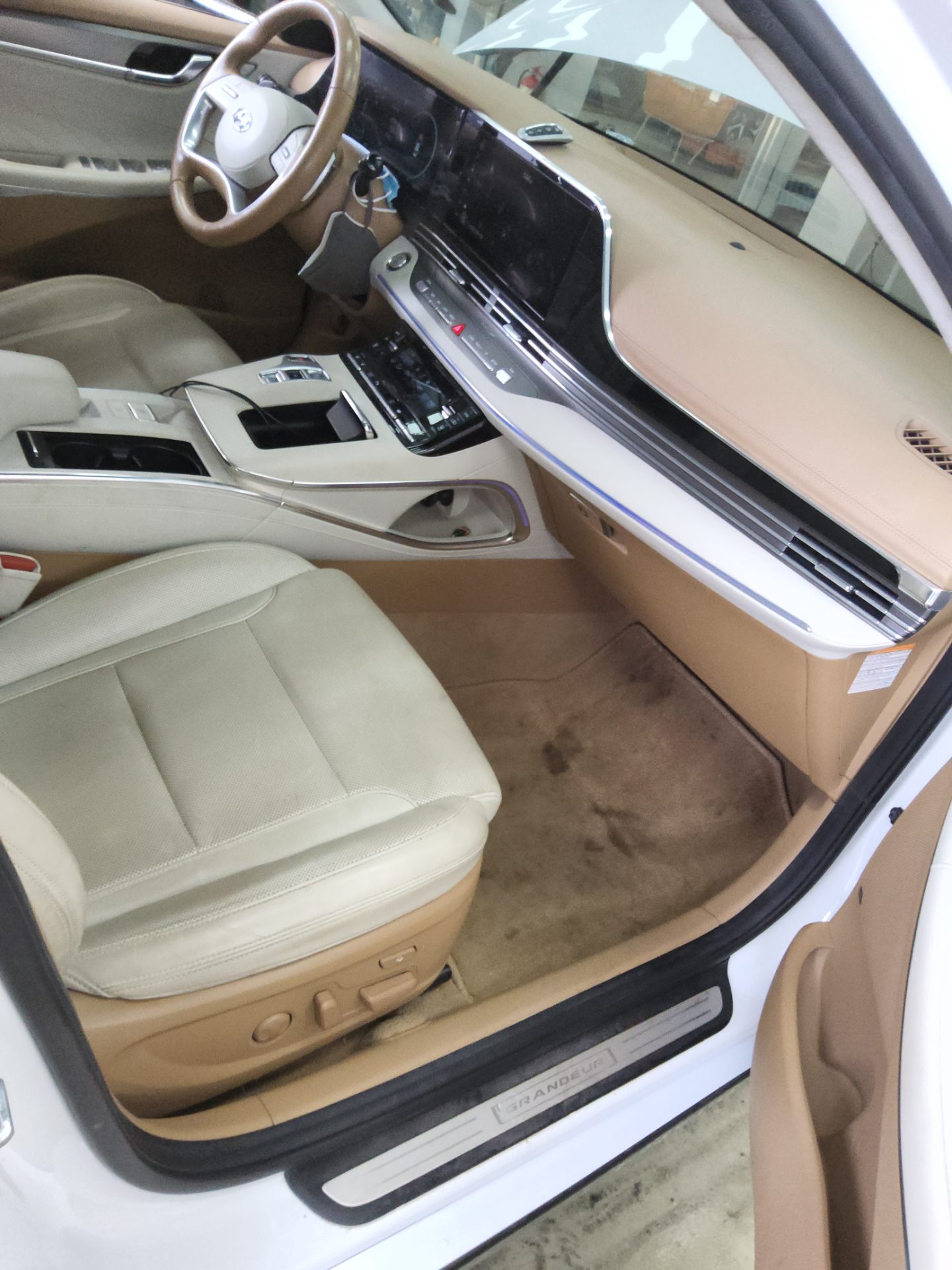 2021 - hyundai grandeur