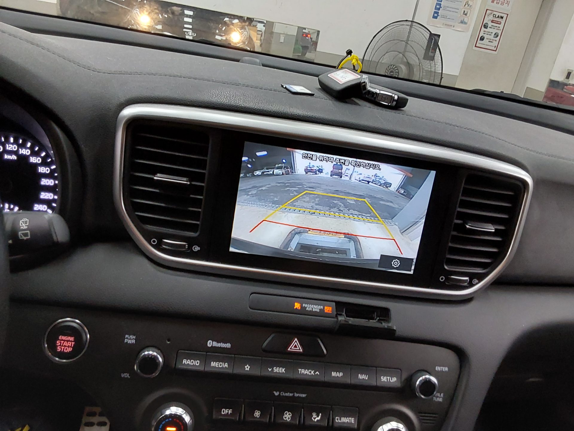 2021 - kia sportage